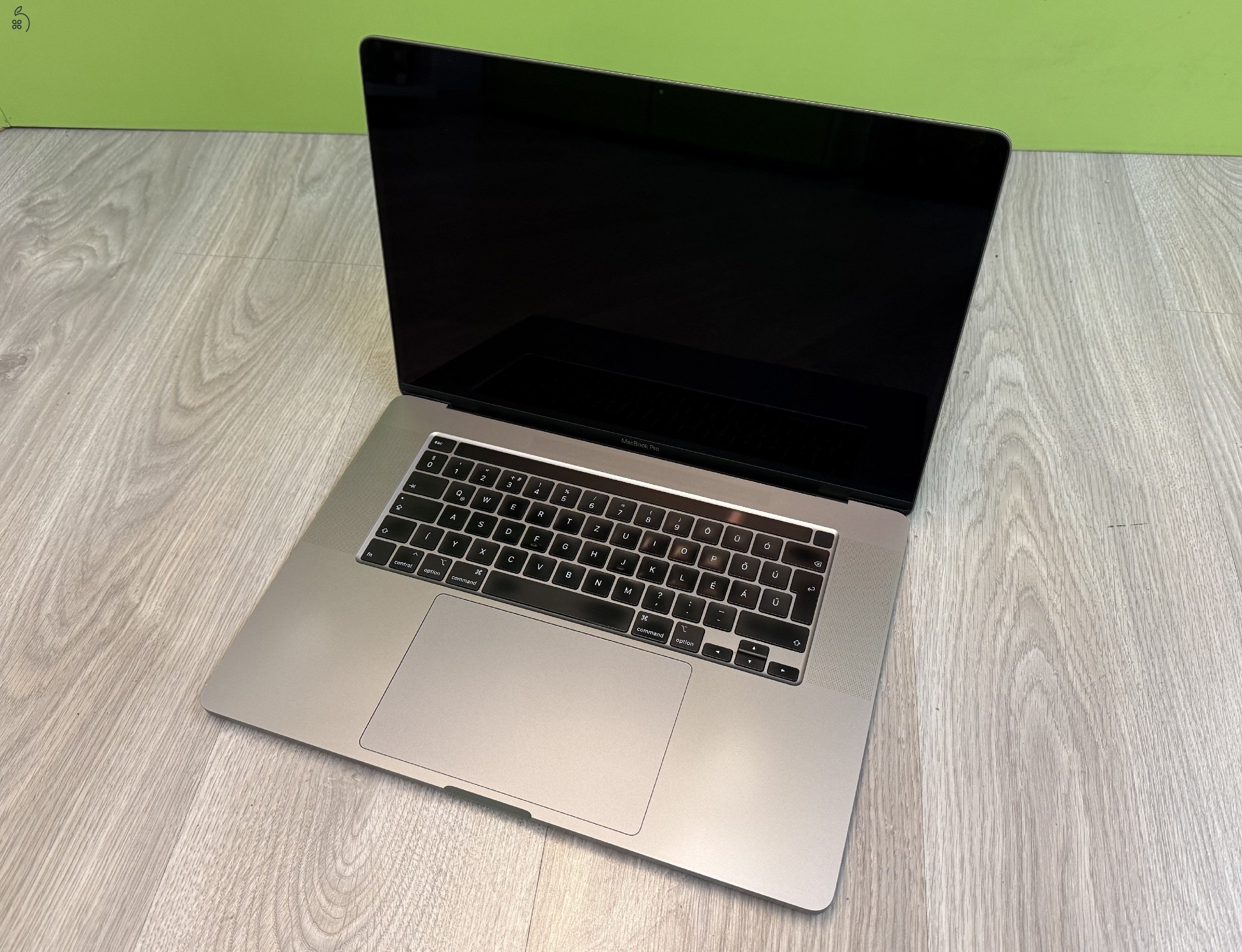 Apple Macbook Pro 2019 16 Touchbar i9 2.3/16GB/1TB/Radeon Pro 5500M eladó!