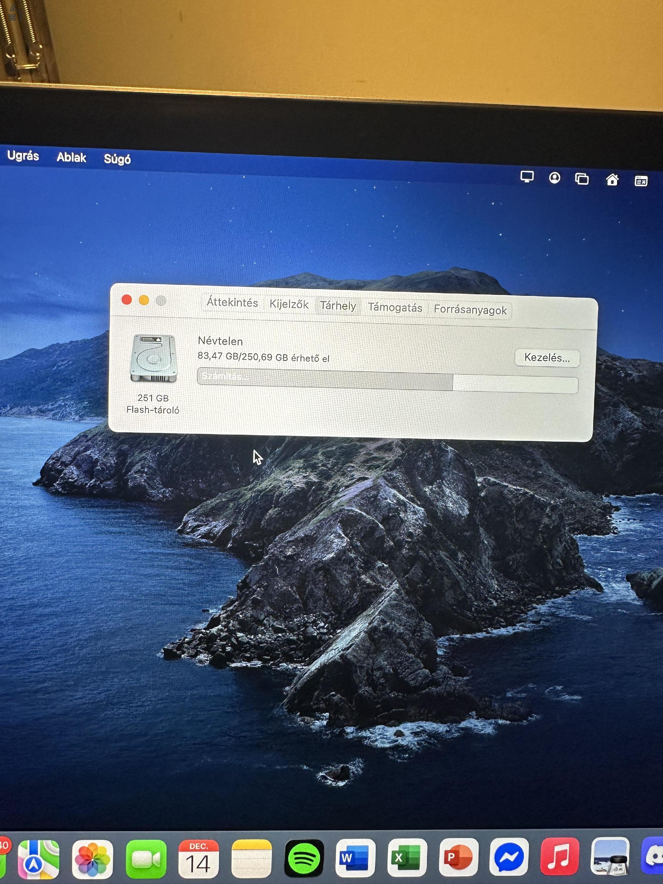 MacBook Pro 2016 Retina 256GB - 8GB (141 ciklus) Space gray