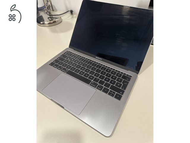 MacBook Pro 2016 Retina 256GB - 8GB (141 ciklus) Space gray