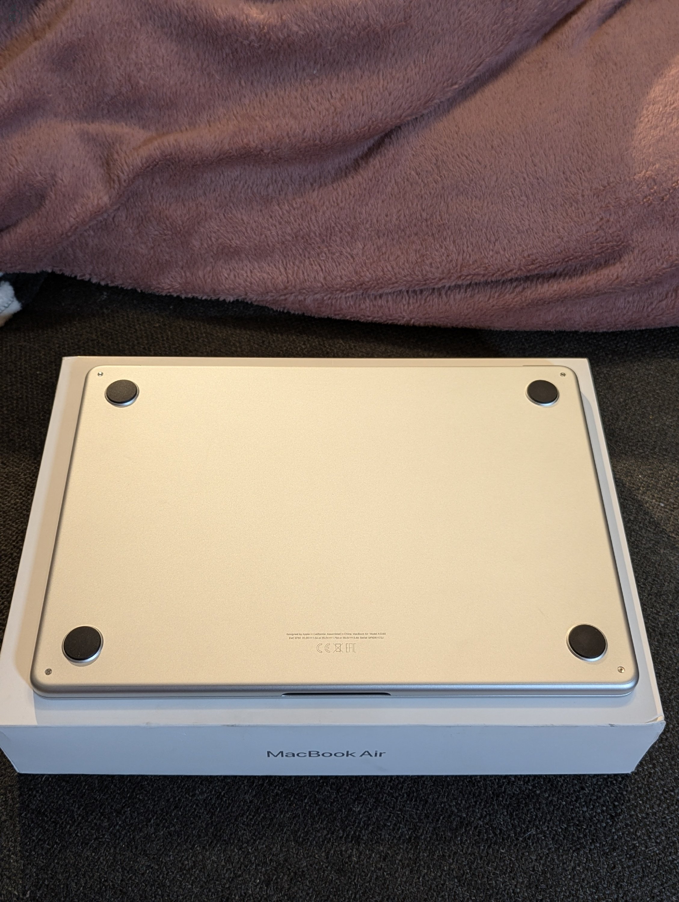 MacBook Air M4 gyári garanciális