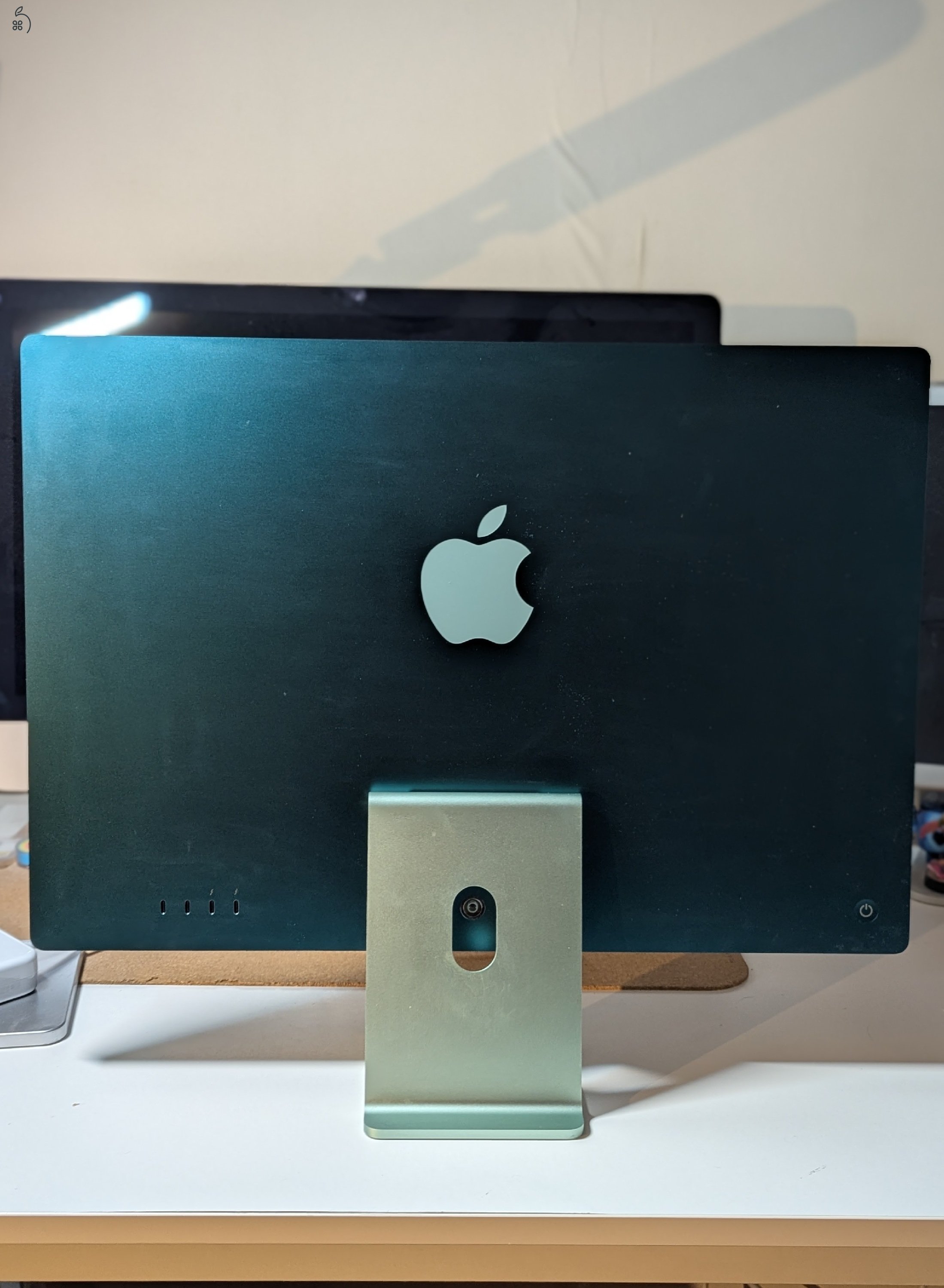 iMac M1 16/512GB zöld szín, megkímélt