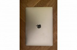 MacBook Air 13