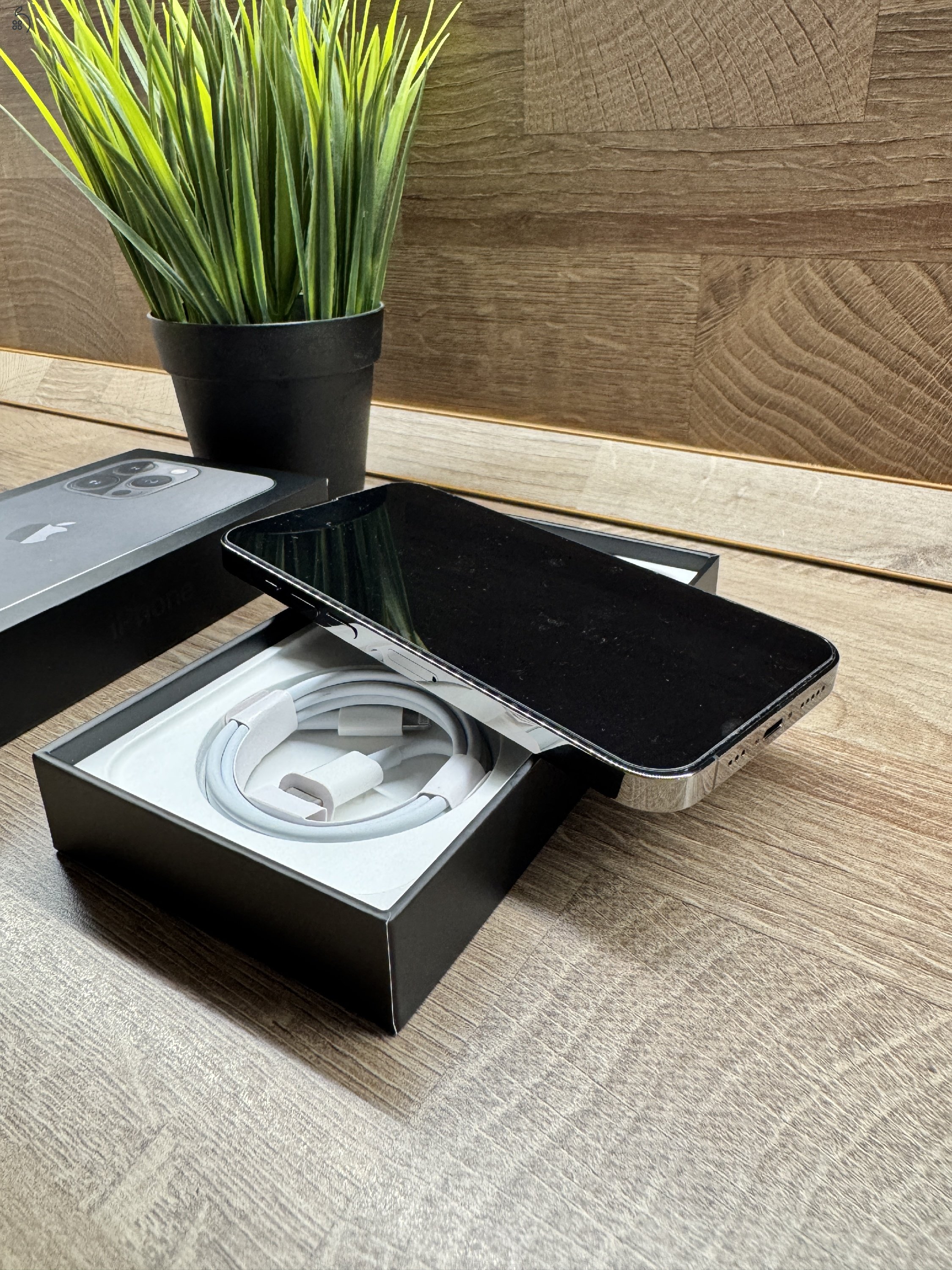 IPHONE 13 PRO - 86 % - Kártyafüggetlen - 128 GB – Makulátlan