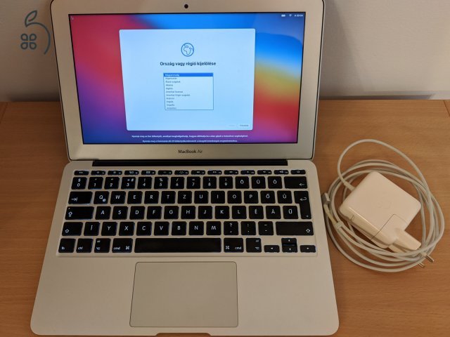 Apple MacBook Air 11