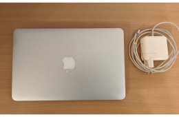 Apple MacBook Air 11