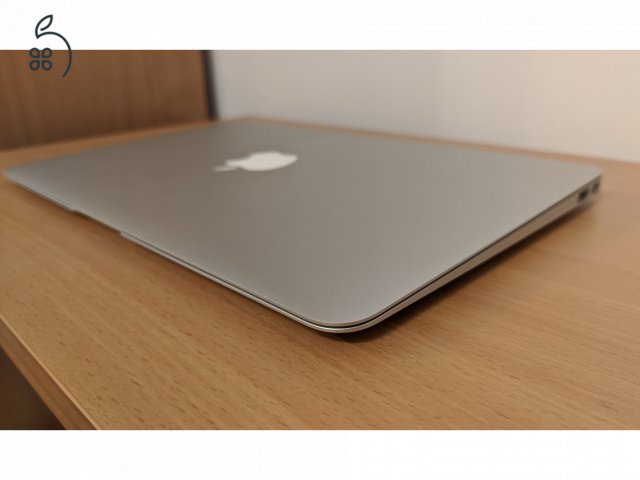 Apple MacBook Air 11