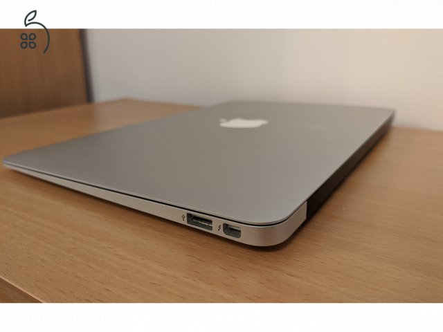 Apple MacBook Air 11