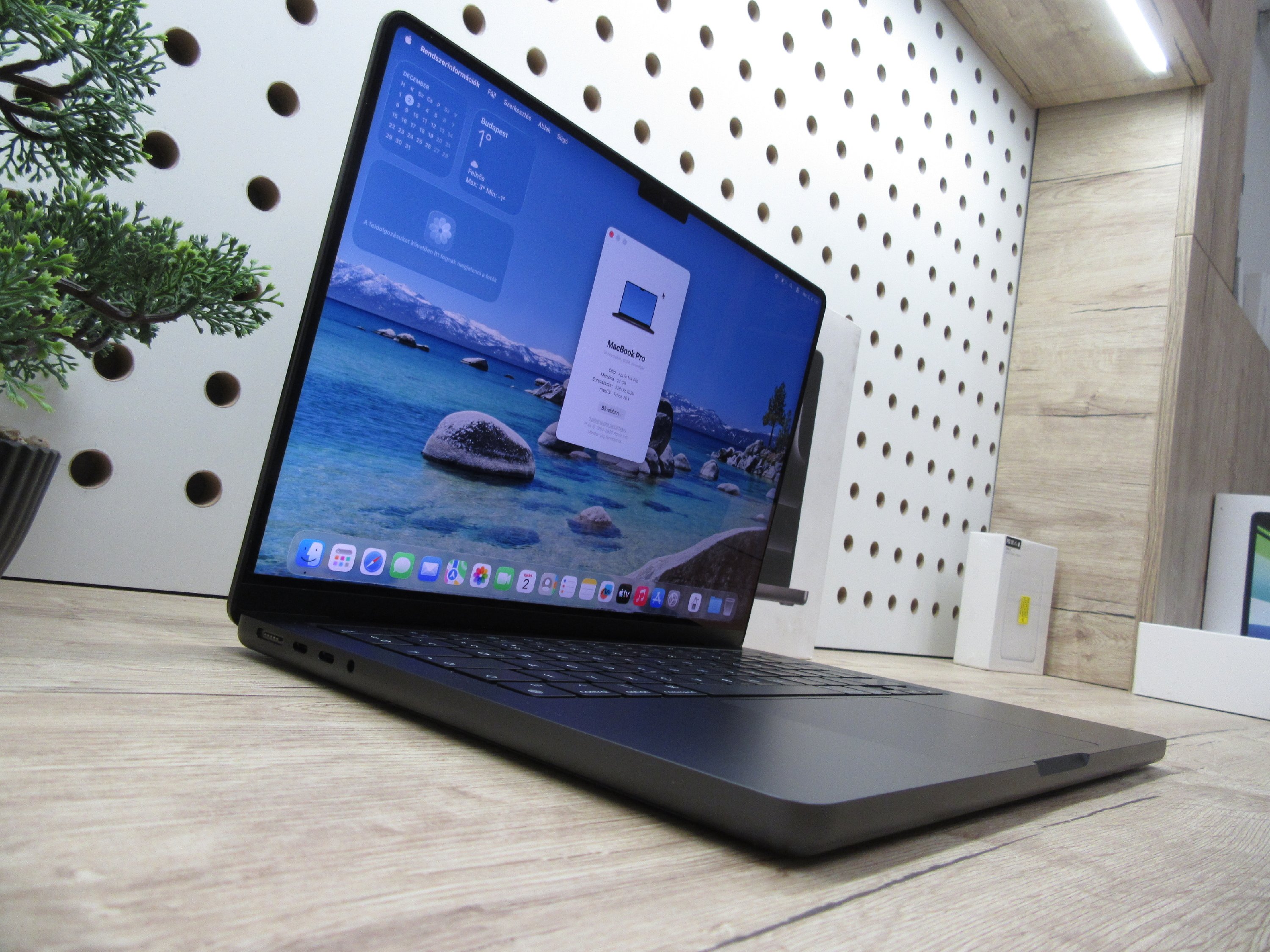 Apple MacBook Pro 14” M4 Pro – Titkos fegyver munkához, villámgyors, szinte vadonatúj – Használt, karcmentes – 3 hónap garancia