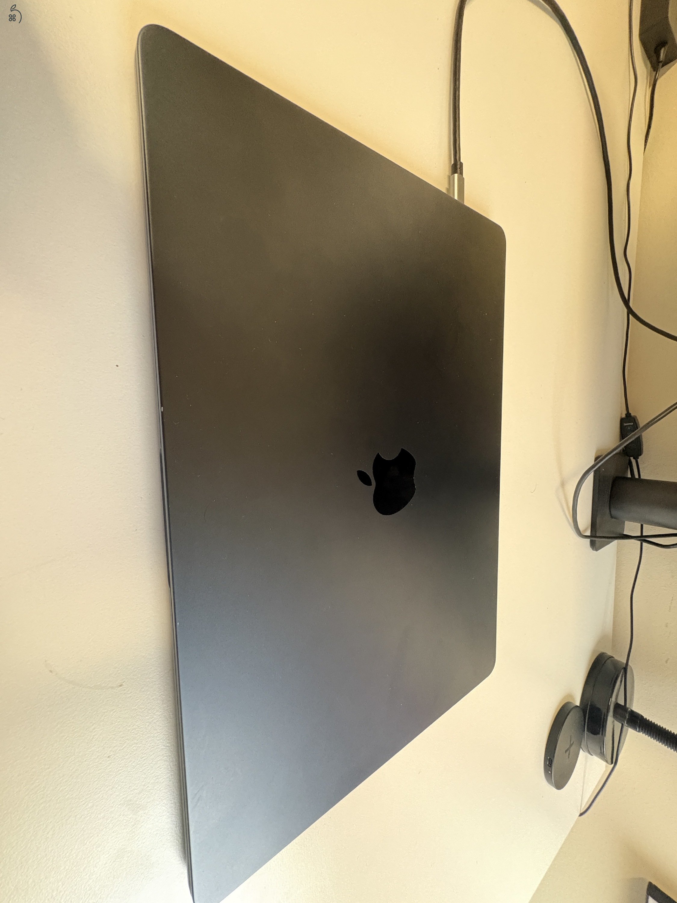 Eladó MacBook Air 15” M4 – 16 GB RAM / 512 GB 