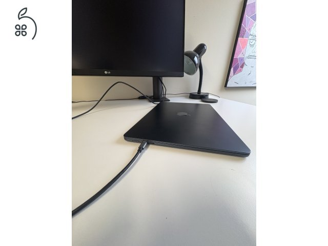 Eladó MacBook Air 15” M4 – 16 GB RAM / 512 GB 