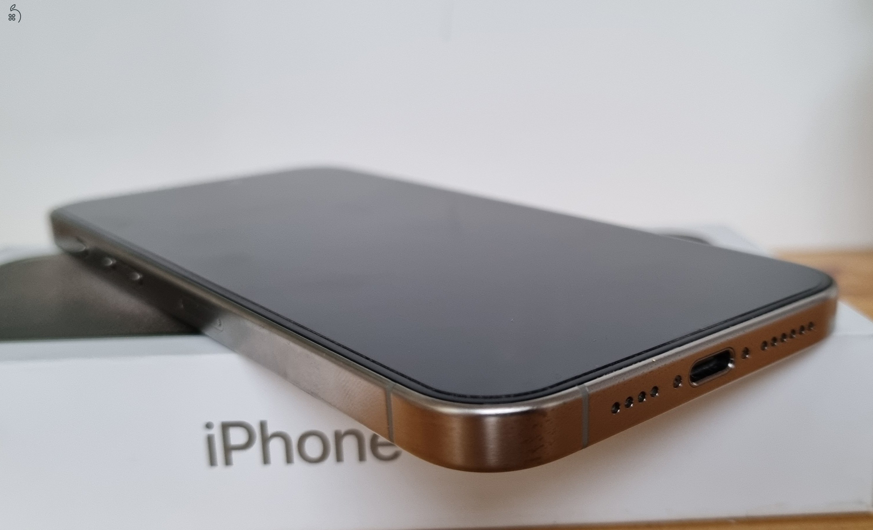 iPhone 15 Pro Max Natural Titanium 256GB független, szép állpotú