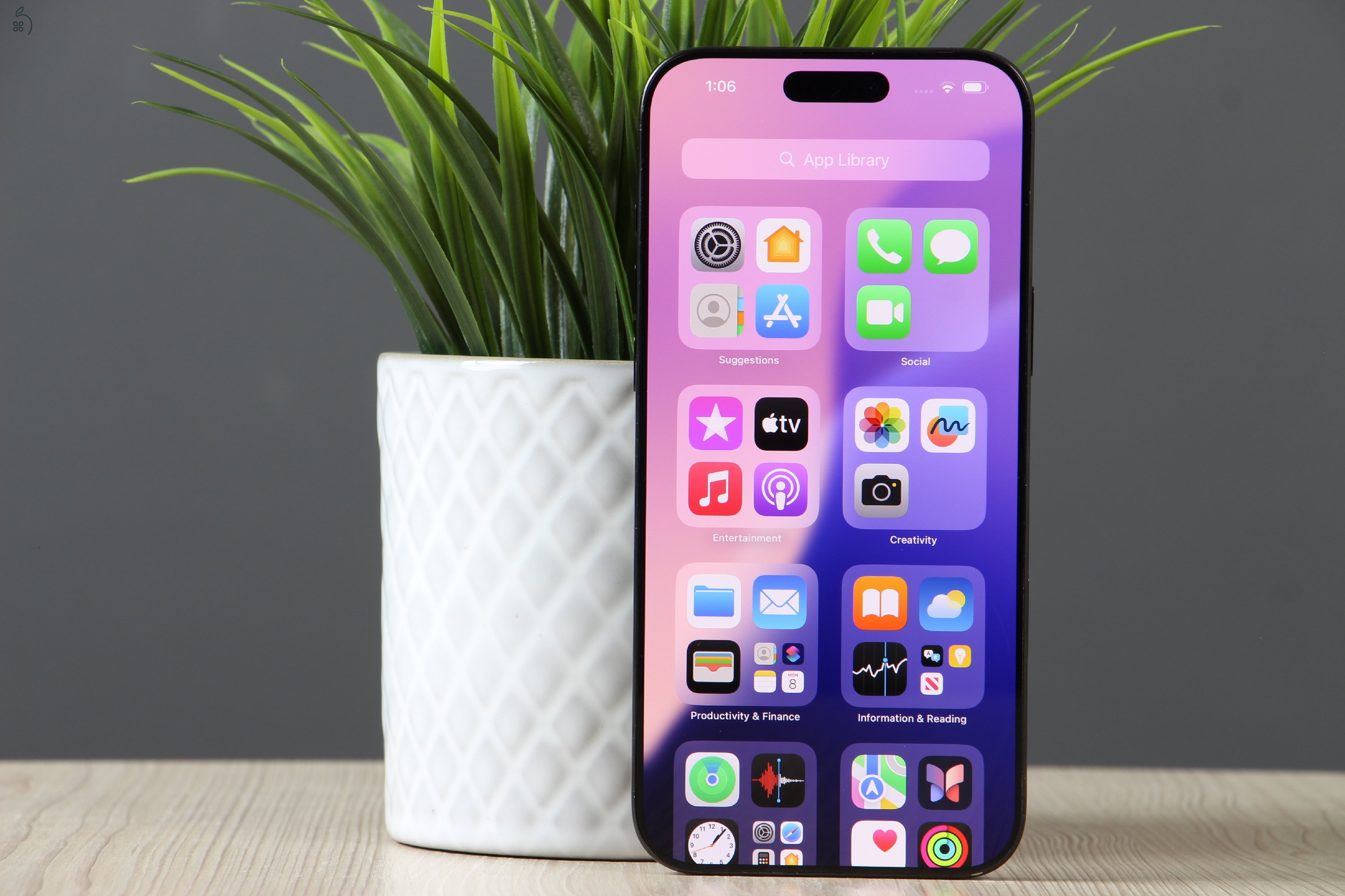 Apple iPhone 16 Pro Max 256GB Black Titanium C+ US-7489