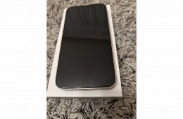 Iphone 13  újszerű állapotban