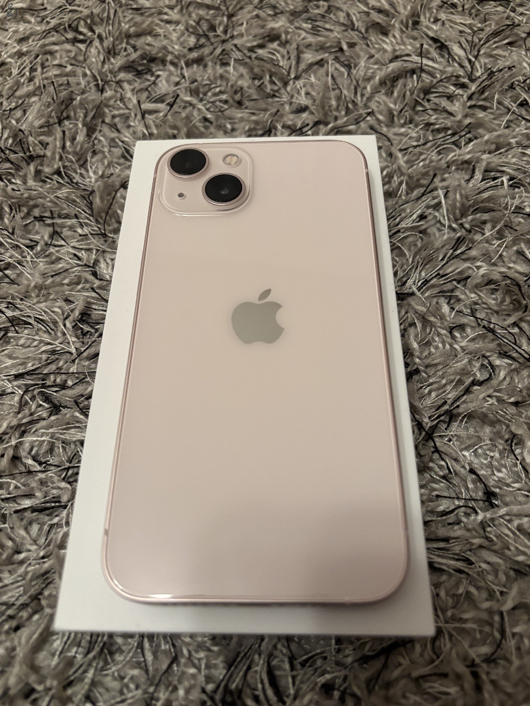 Iphone 13  újszerű állapotban
