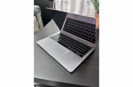 MacBook Pro / i5 2.3GHz - 4 Mag / 8GB RAM / 512GB SSD / ÚJ AKKU!