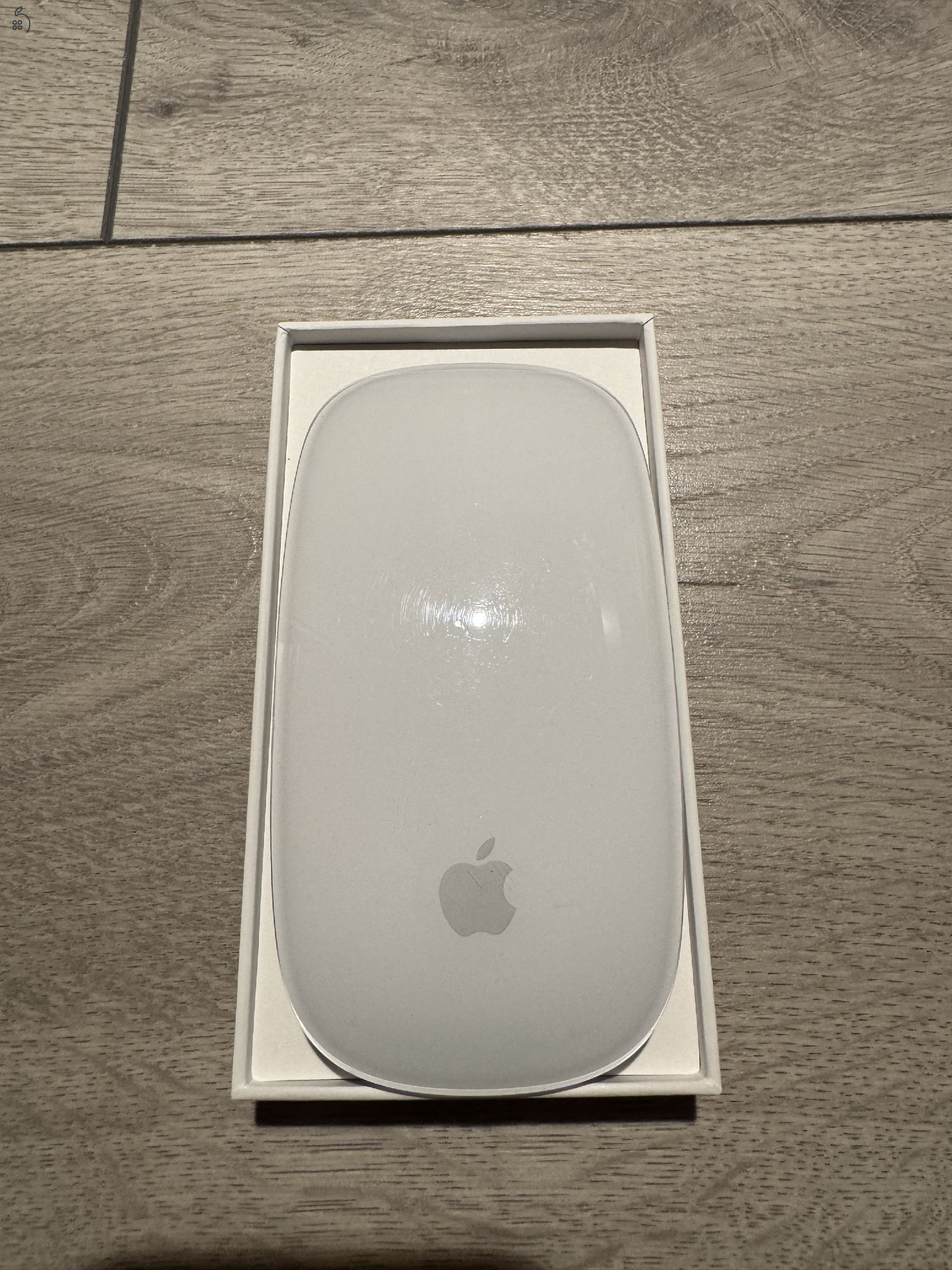 Apple Magic Mouse (2024) vezeték nélküli Multi-Touch egér MXK53ZM/A (garanciás)