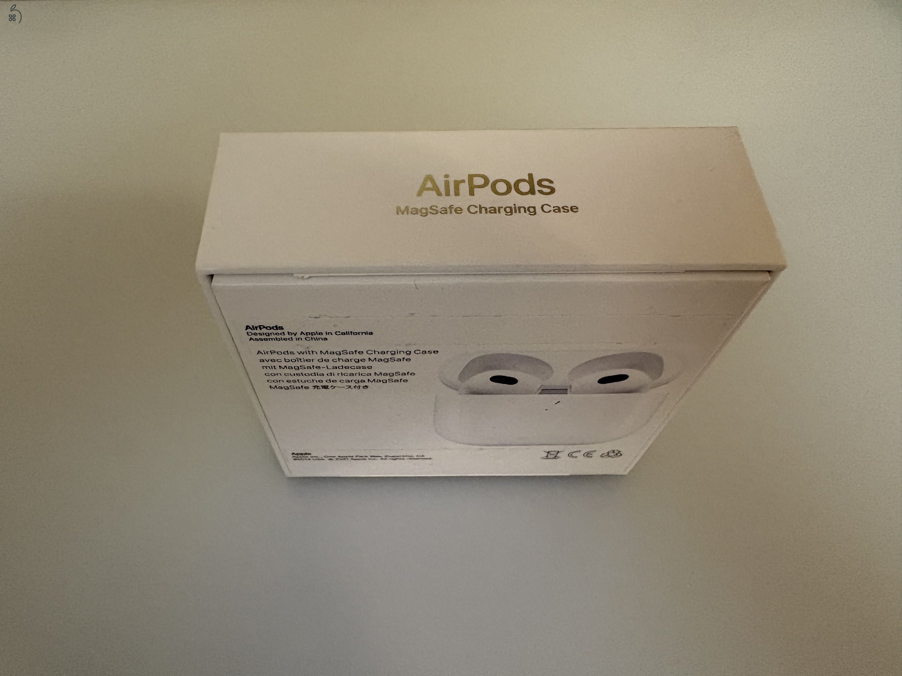 AirPods 3 hibátlan állapotban védőtokkal