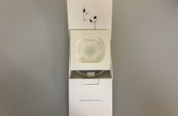 AirPods 3 hibátlan állapotban védőtokkal
