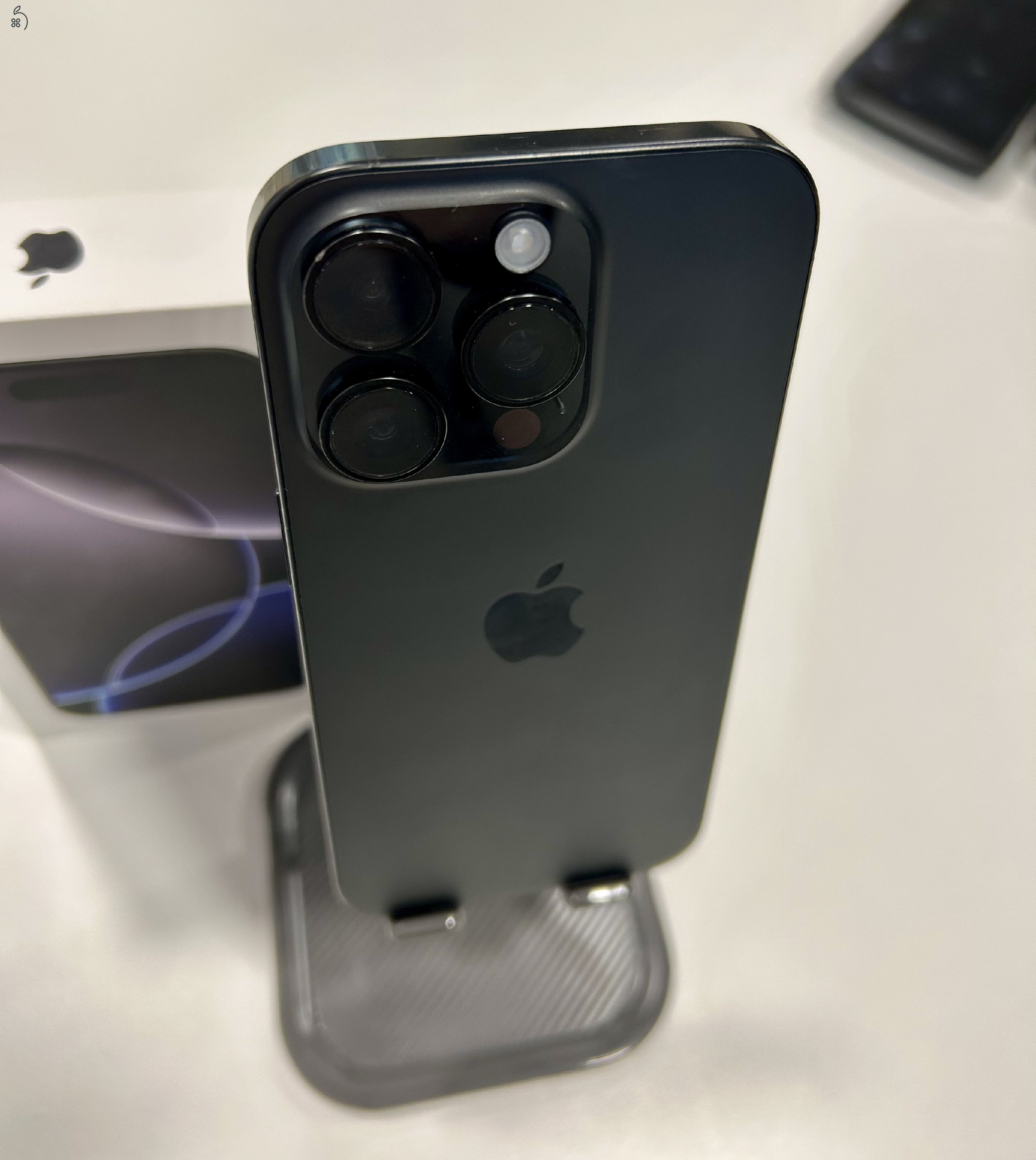 Újszerű iPhone 16 Pro 128GB Fekete 92% Akku Független 3Hó Gar + Beszámítás