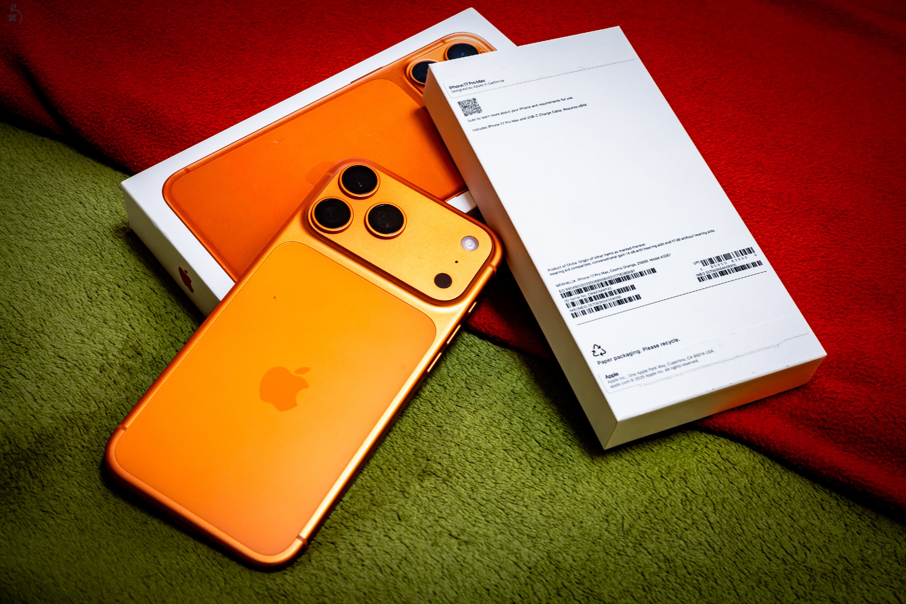 Új aktiválatlan 17 Pro Max E-sim 256GB cosmic orange 