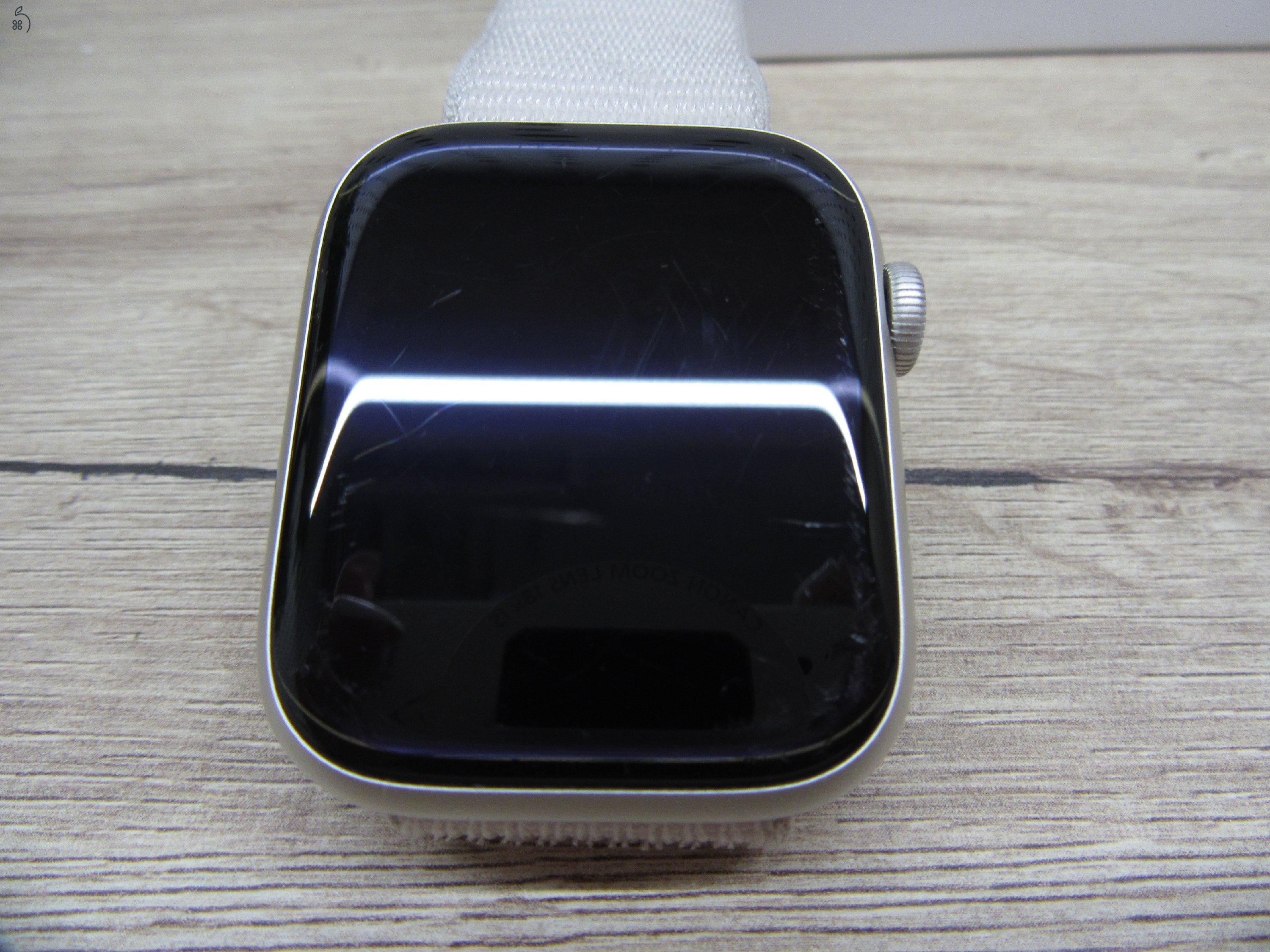 Apple Watch Series 9 – 45 mm – Nagy Always-On kijelző, S9 chip, Double Tap, gyors Siri – Használt – 3 hónap garancia