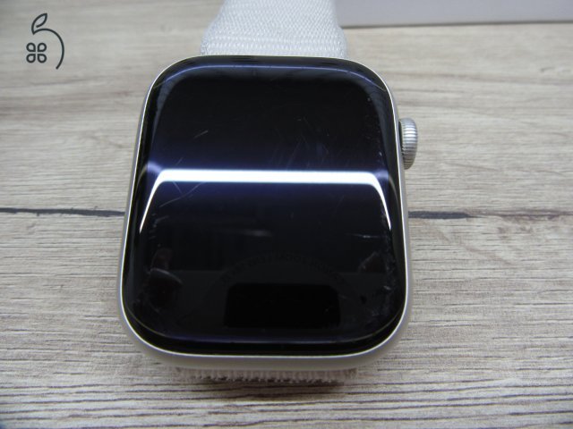 Apple Watch Series 9 – 45 mm – Nagy Always-On kijelző, S9 chip, Double Tap, gyors Siri – Használt – 3 hónap garancia