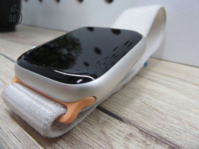 Apple Watch Series 9 – 45 mm – Nagy Always-On kijelző, S9 chip, Double Tap, gyors Siri – Használt – 3 hónap garancia