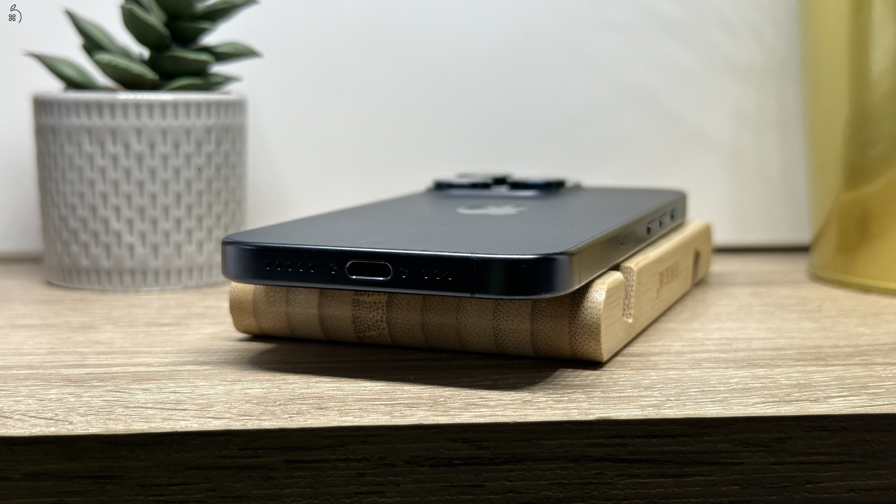  iPhone 15 Pro 256GB Kék, Független - 1 ÉV Garancia, Számla 