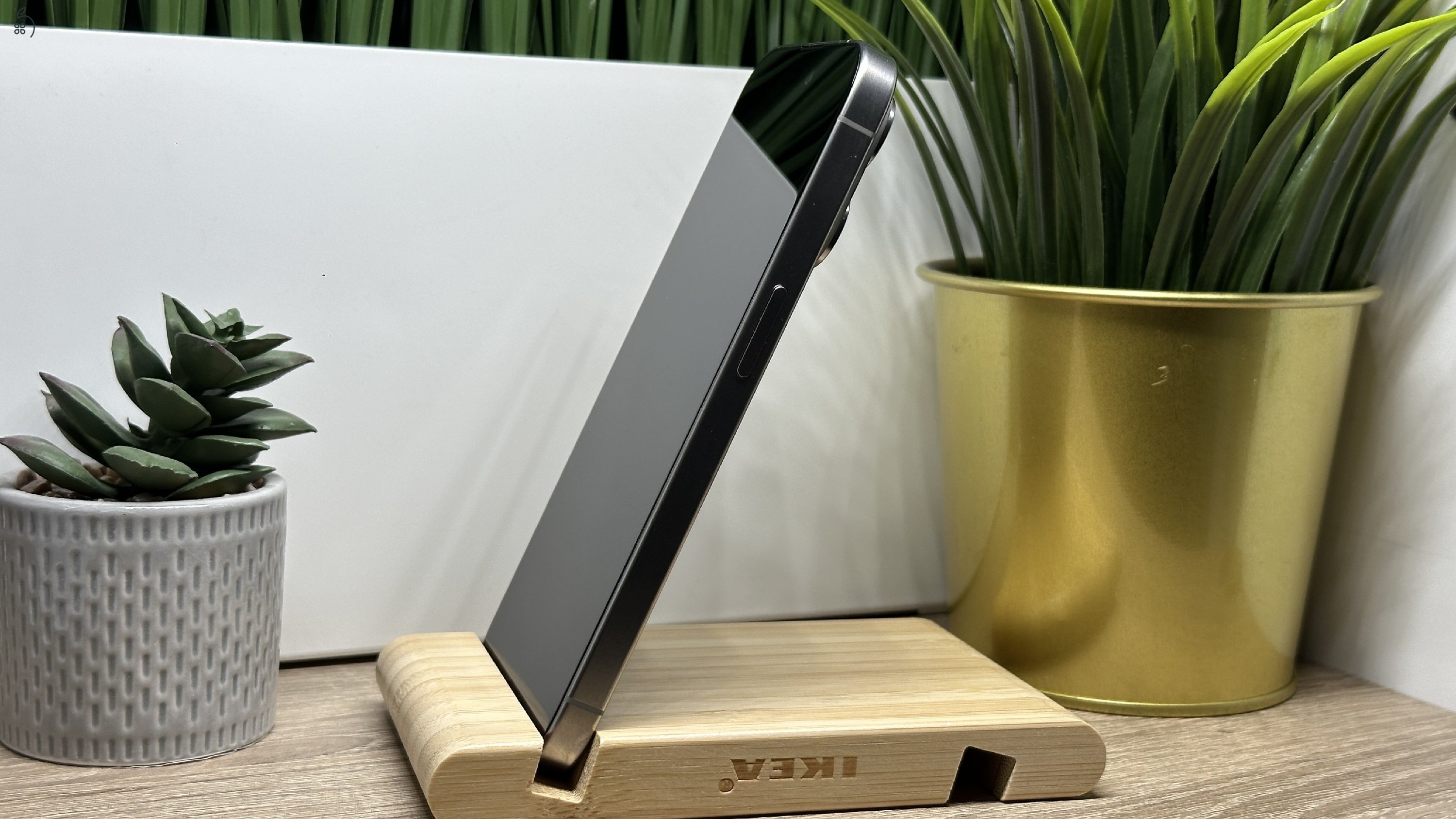 iPhone 15 Pro 256GB Natúr Titán, Független - 1ÉV Garancia, Számla