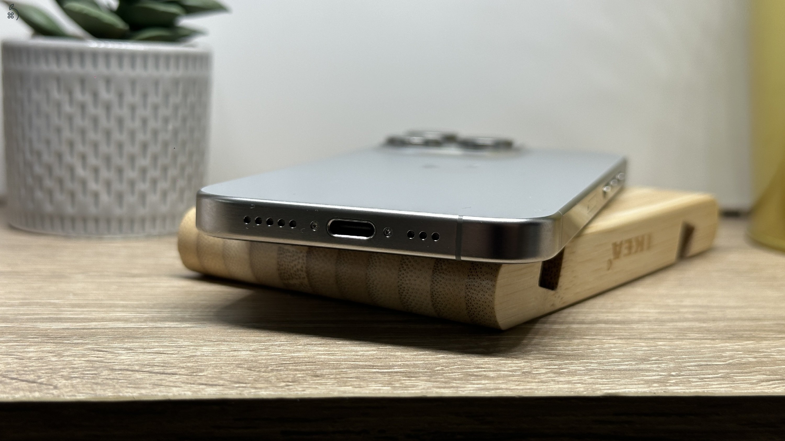 iPhone 15 Pro 256GB Natúr Titán, Független - 1ÉV Garancia, Számla