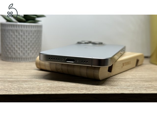 iPhone 15 Pro 256GB Natúr Titán, Független - 1ÉV Garancia, Számla