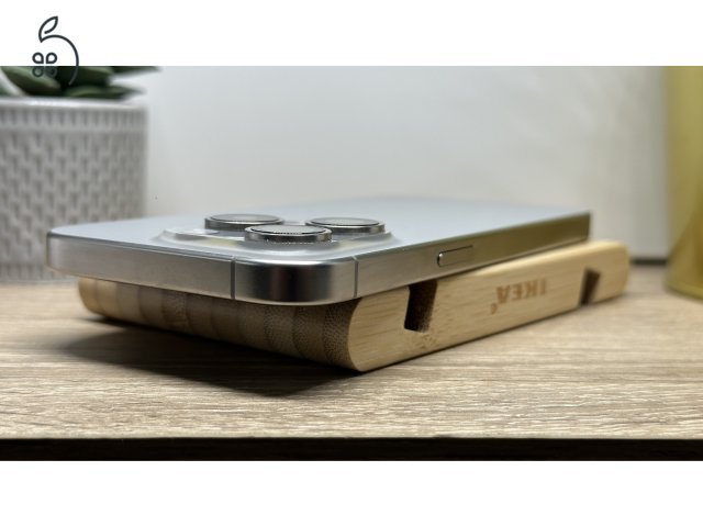 iPhone 15 Pro 256GB Natúr Titán, Független - 1ÉV Garancia, Számla