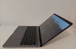  Apple MacBook Pro 13