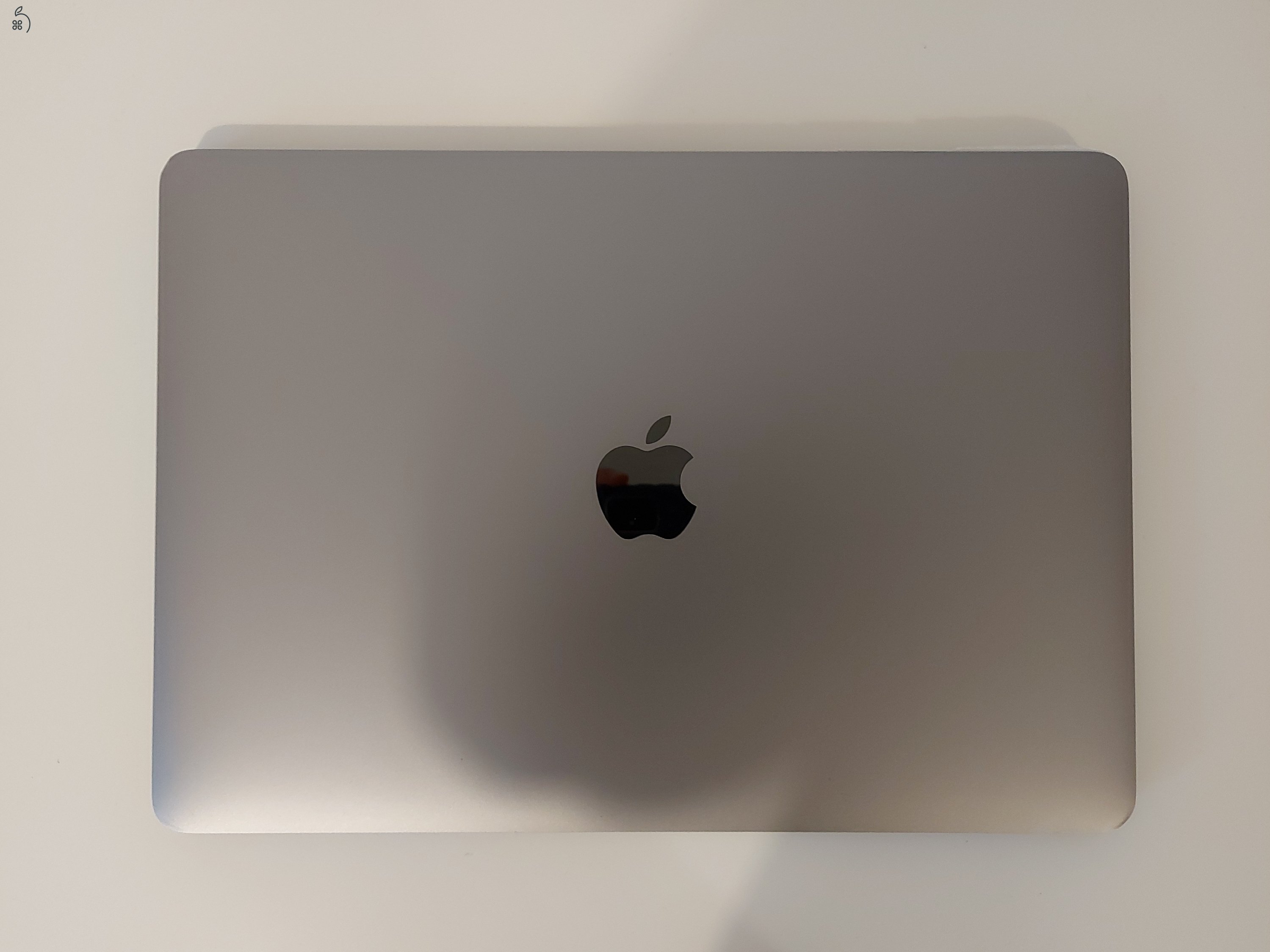  Apple MacBook Pro 13