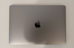  Apple MacBook Pro 13