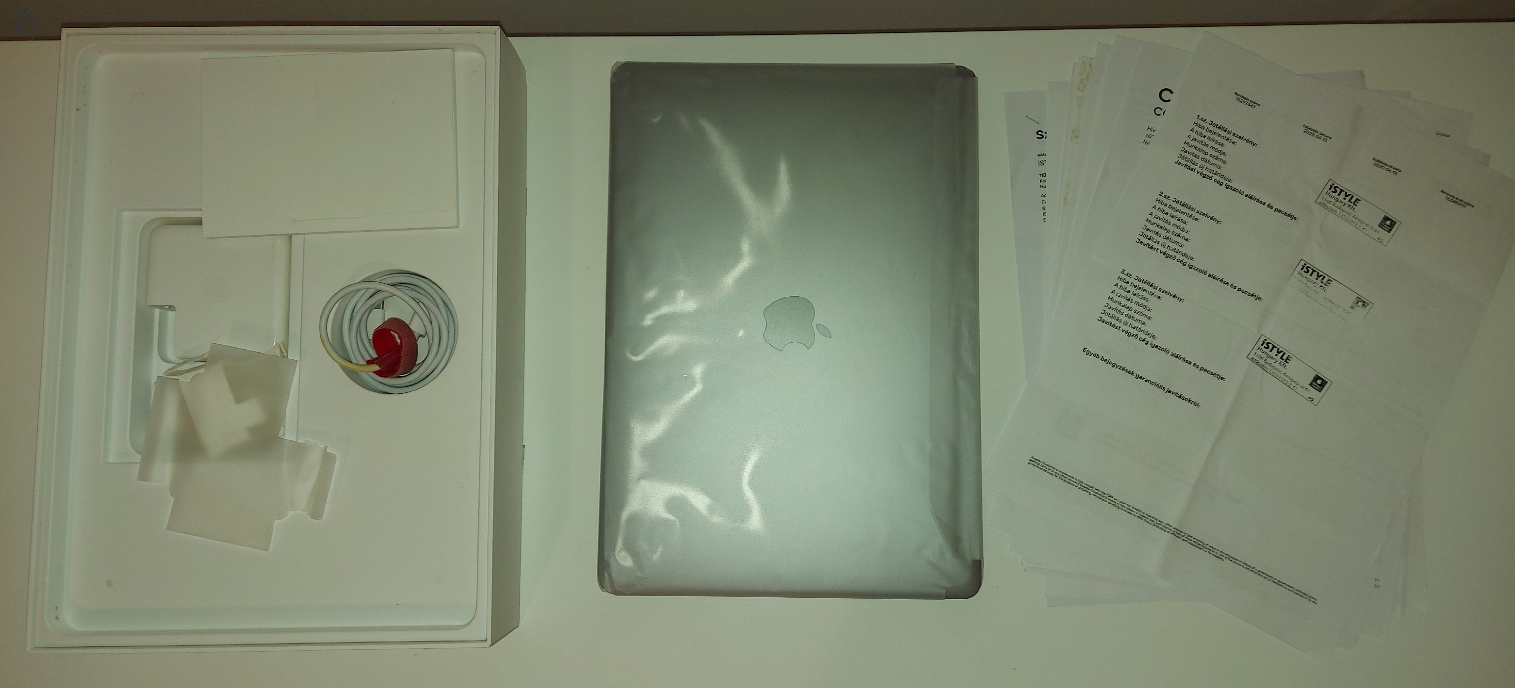  Apple MacBook Pro 13