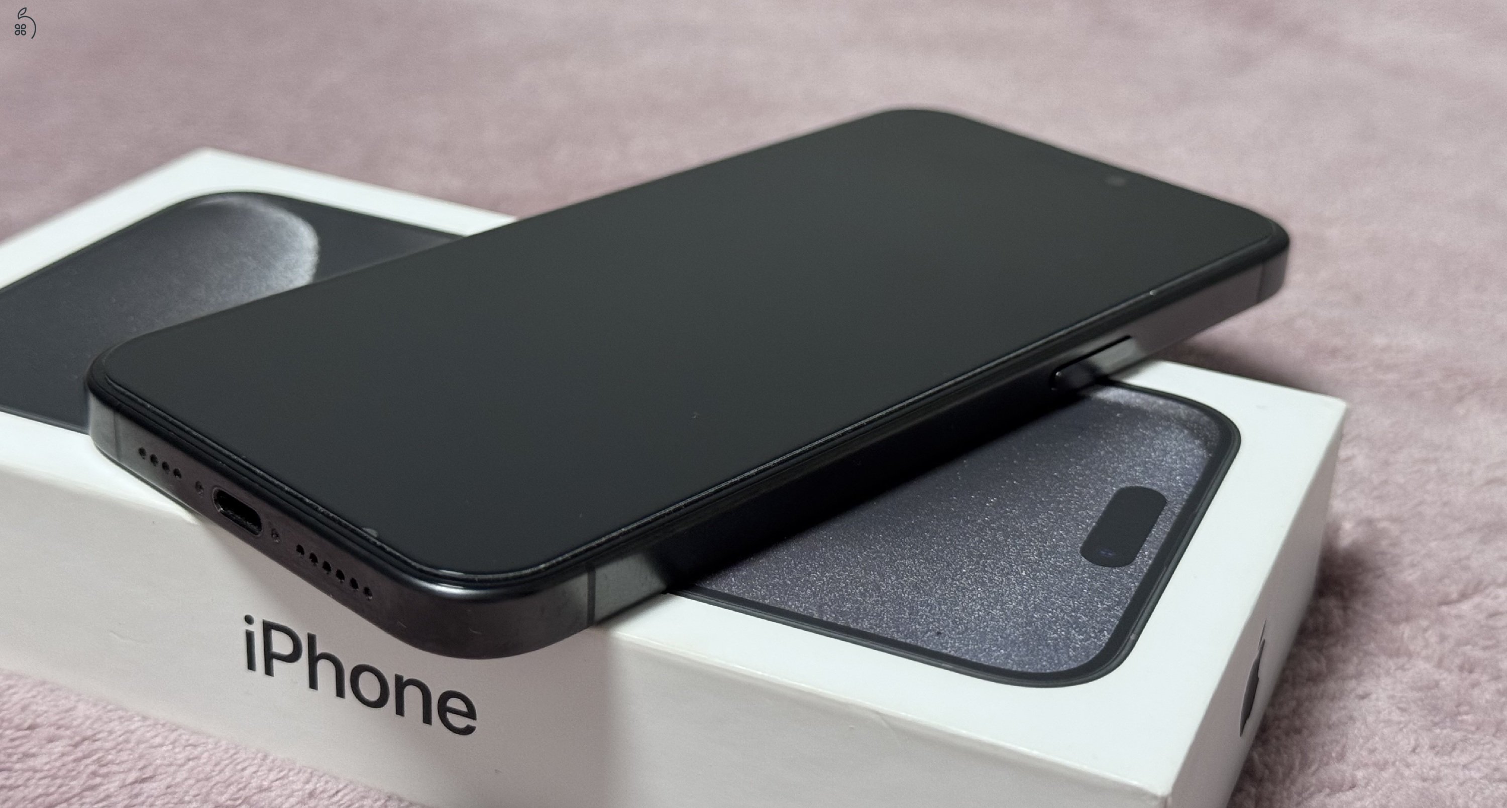 iPhone 15 Pro Max 256GB - AKKU 95% - Black Titanium, kártyafüggetlen, hibátlan állapot