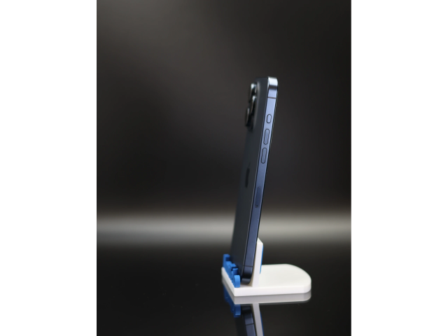 Apple iPhone 15 Pro Max 256 GB Blue Titanium 100% akku - 12 HÓ GARANCIA