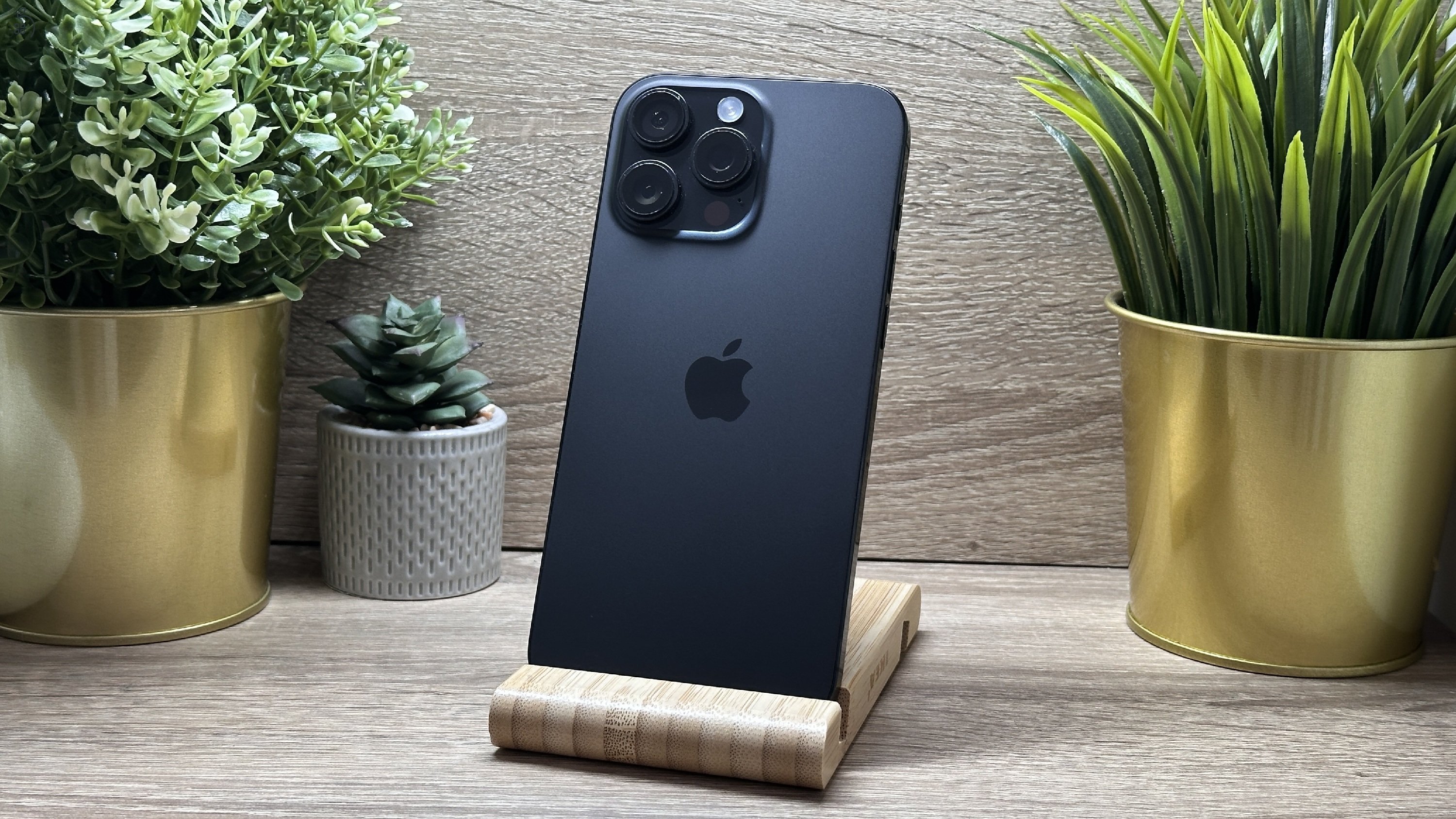 iPhone 16 Pro Max Fekete 256GB 100% AKKU - Független, Számla, 1ÉV Garancia