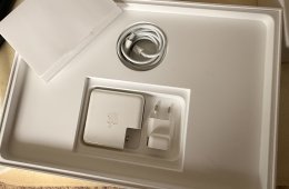 MacBook Pro 13” (2016) + Védőtok + Eredeti Csomagolás