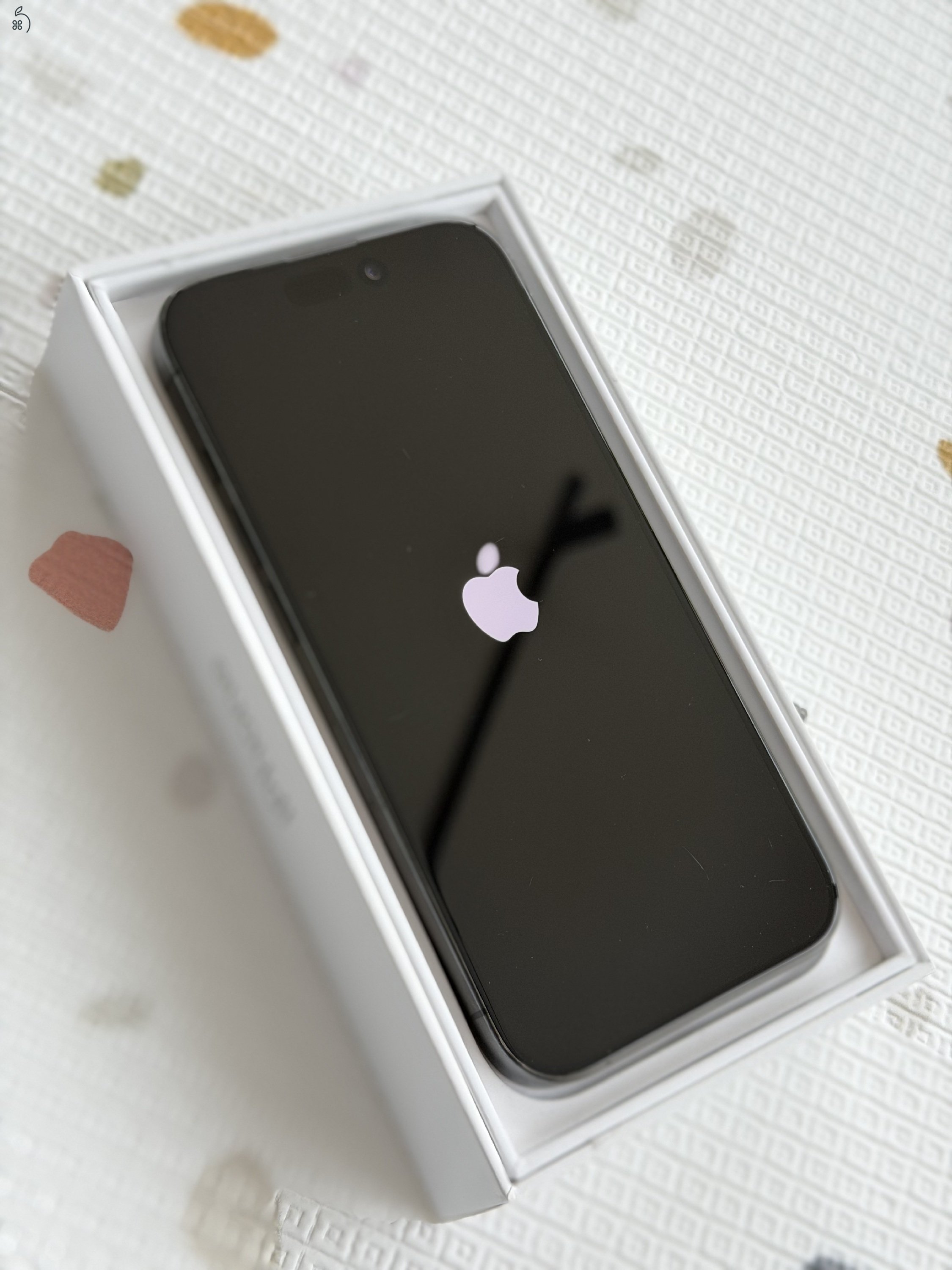iPhone 15 Pro - Black titanium - 256 GB - független
