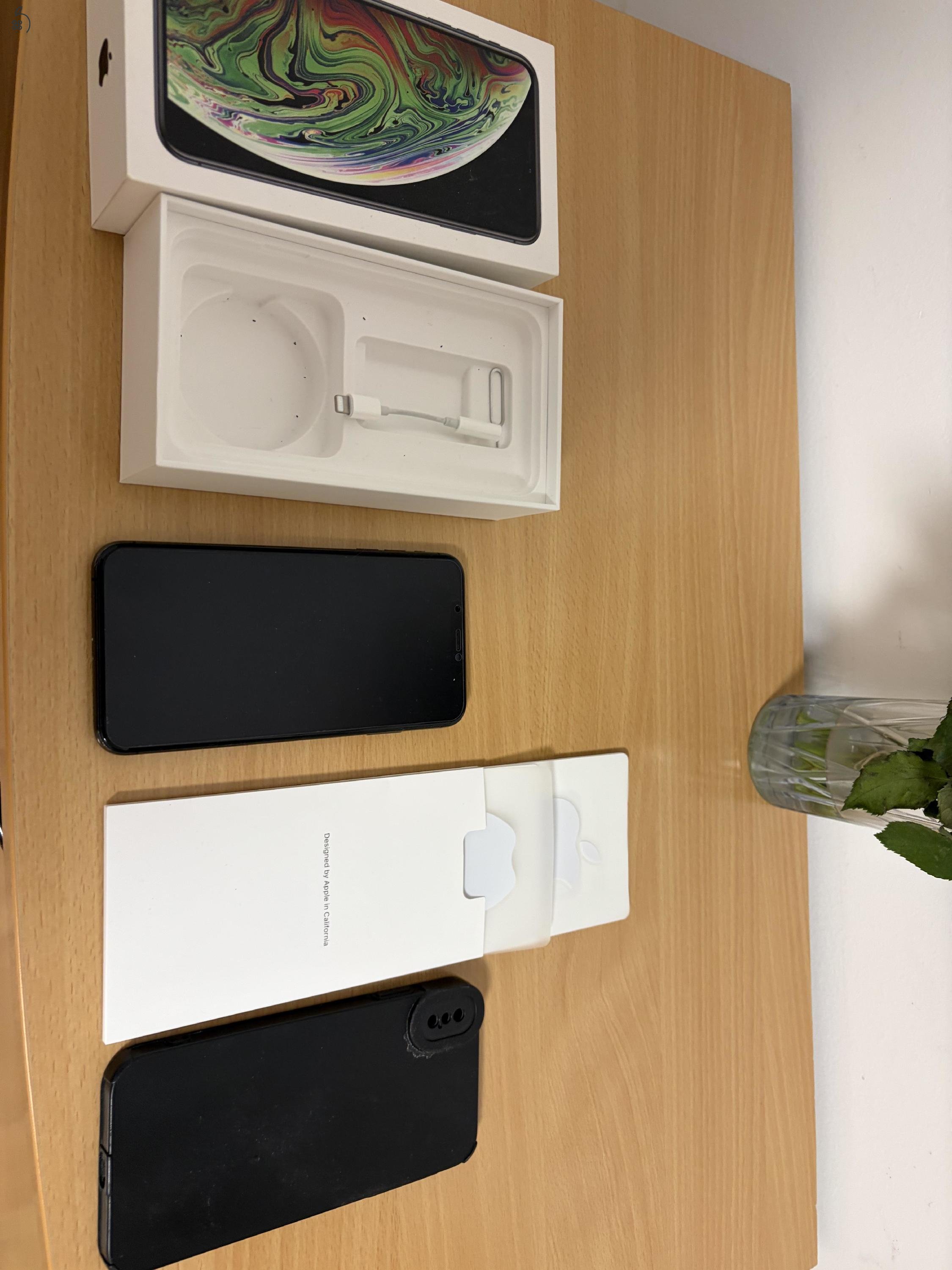 iPhone XS Max 256GB space grey, független