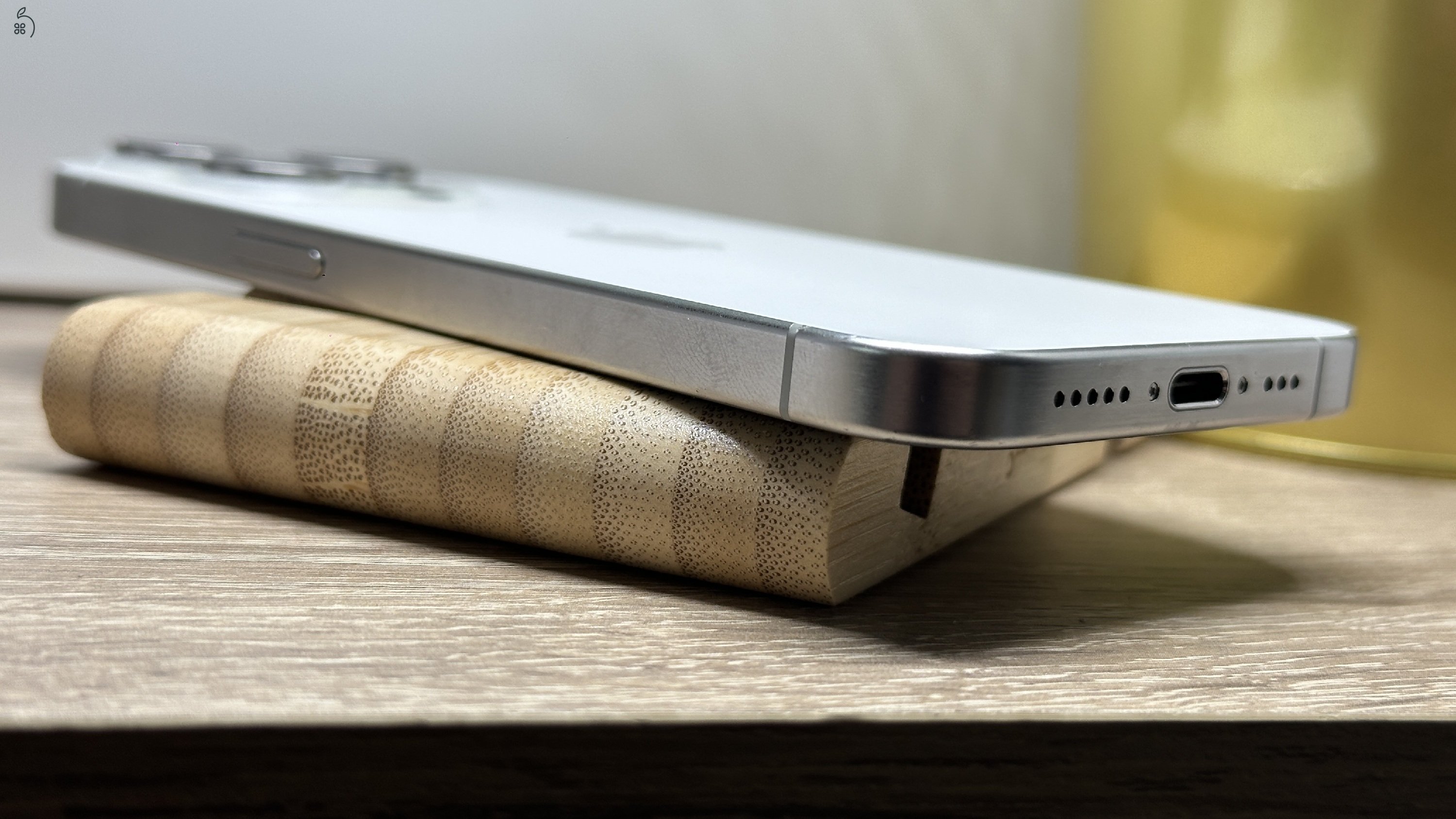  iPhone 15 Pro 256GB Fehér, Független - 1ÉV Garancia, Számla 