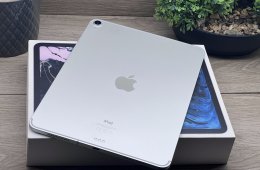 Hibátlan iPad Pro 2018 11″ Silver 64GB 2 ÉV Garanciával Számlával 90% Akku