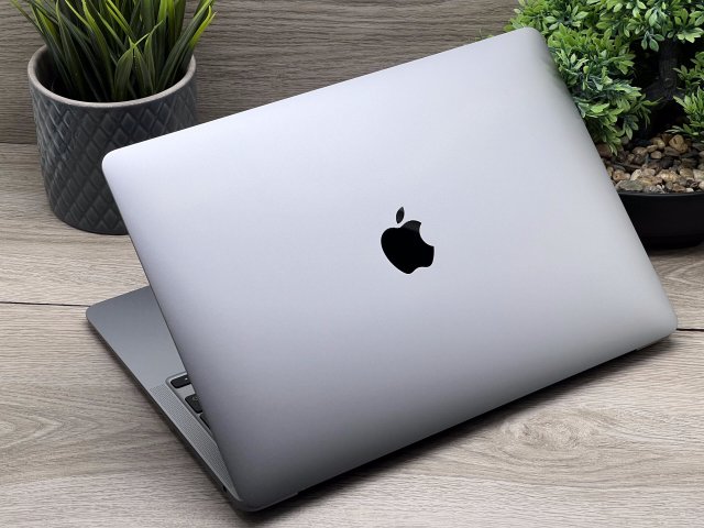 Hibátlan MacBook Air 2020 M1 13”256GB 2 ÉV Garanciával Számlával 91% Akku