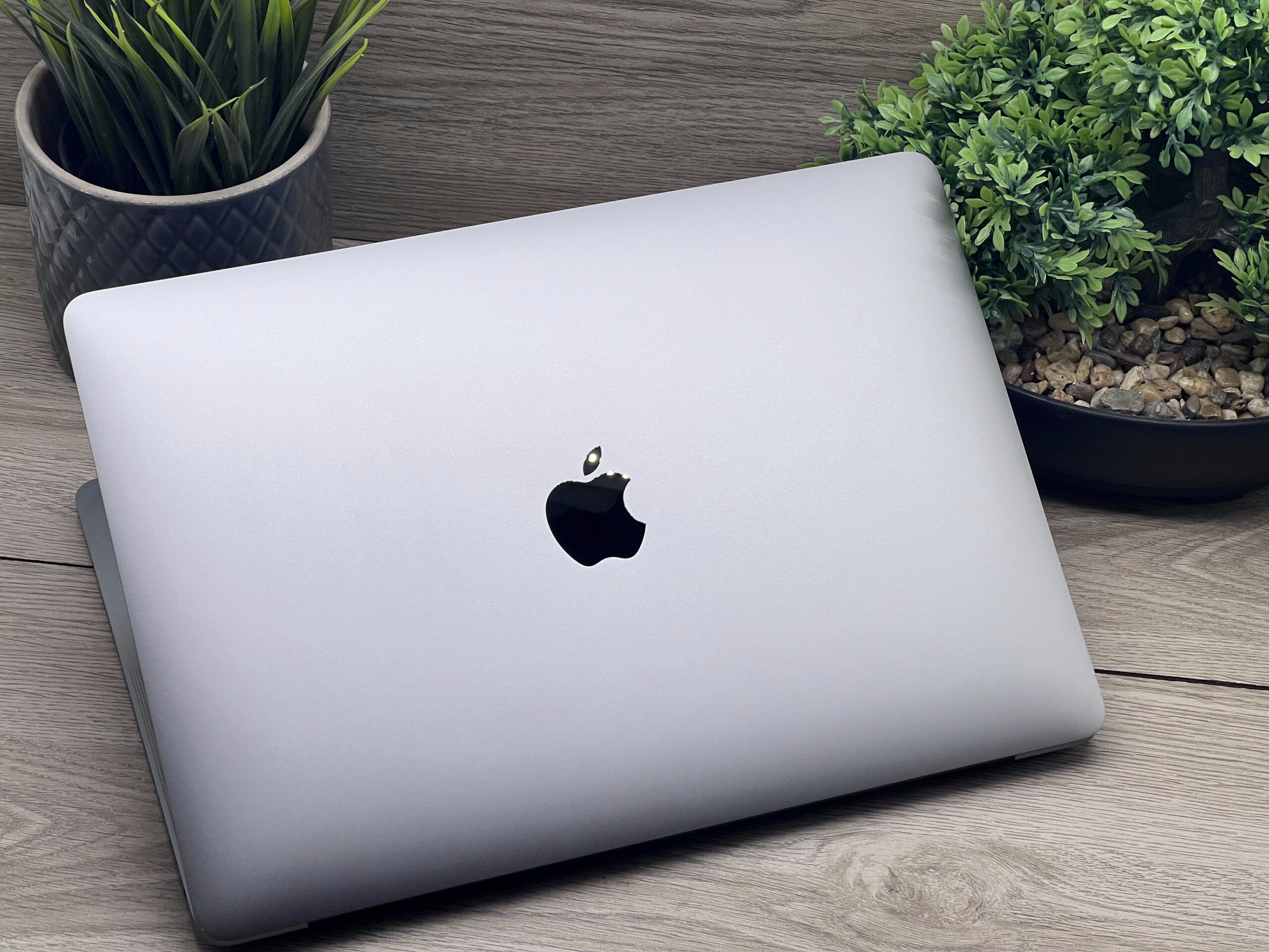 Hibátlan MacBook Air 2020 M1 13”256GB 2 ÉV Garanciával Számlával