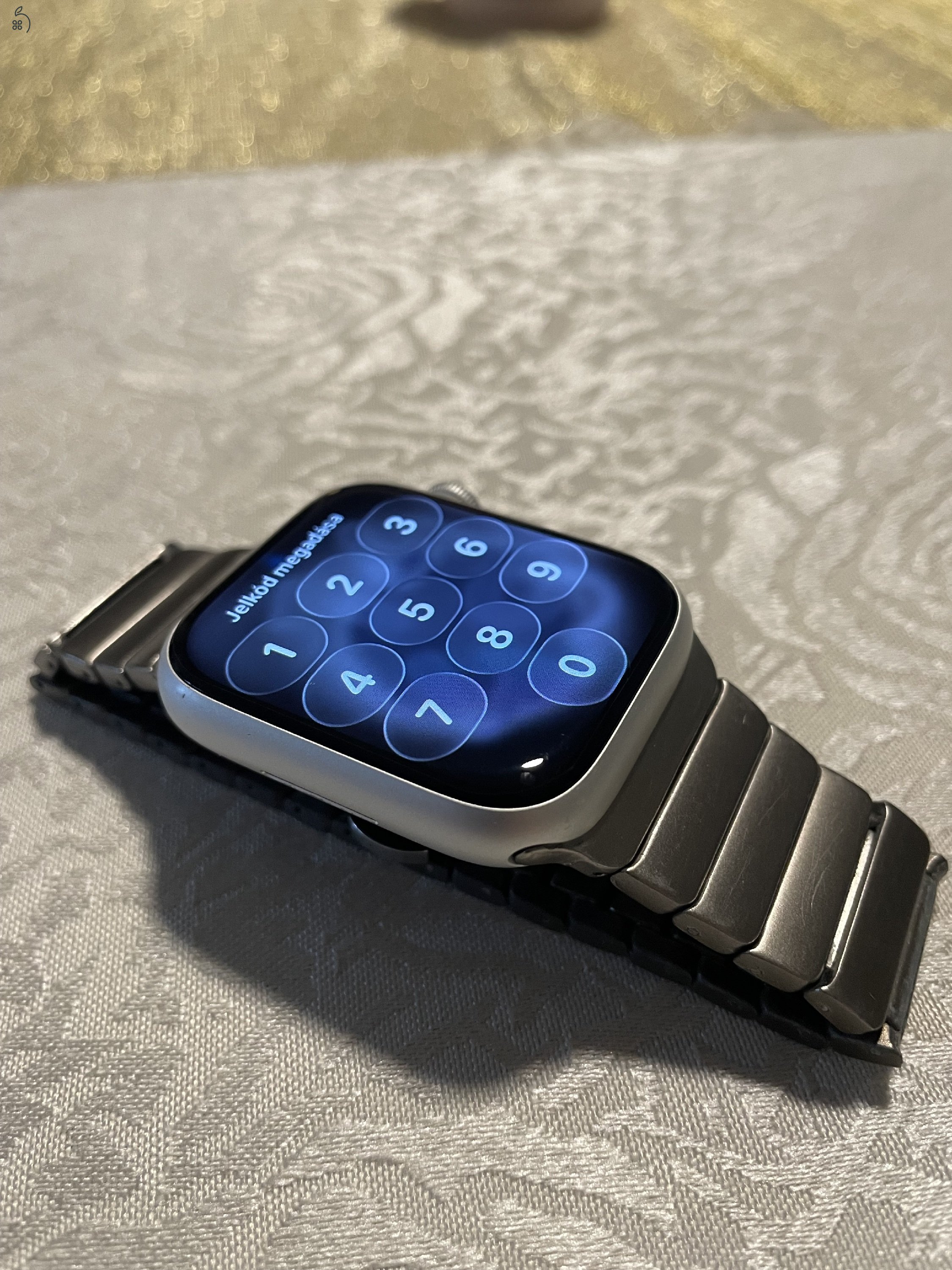 Eladó Apple Watch Series 8 GPS+Cellular 45mm