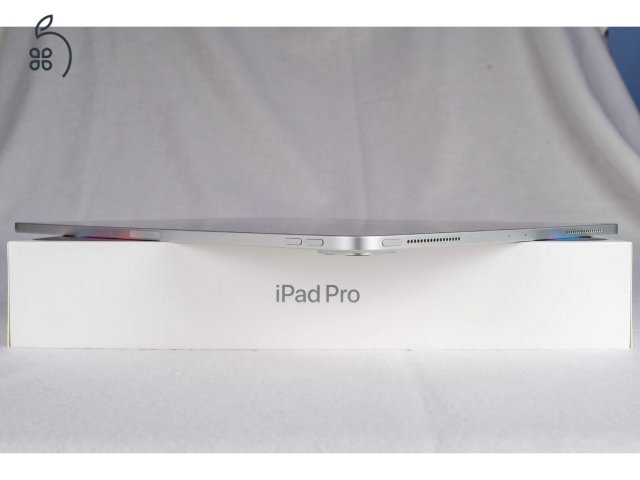 iPad Pro 12.9 (4. gen /2020) 256GB Wi-Fi Dobozos