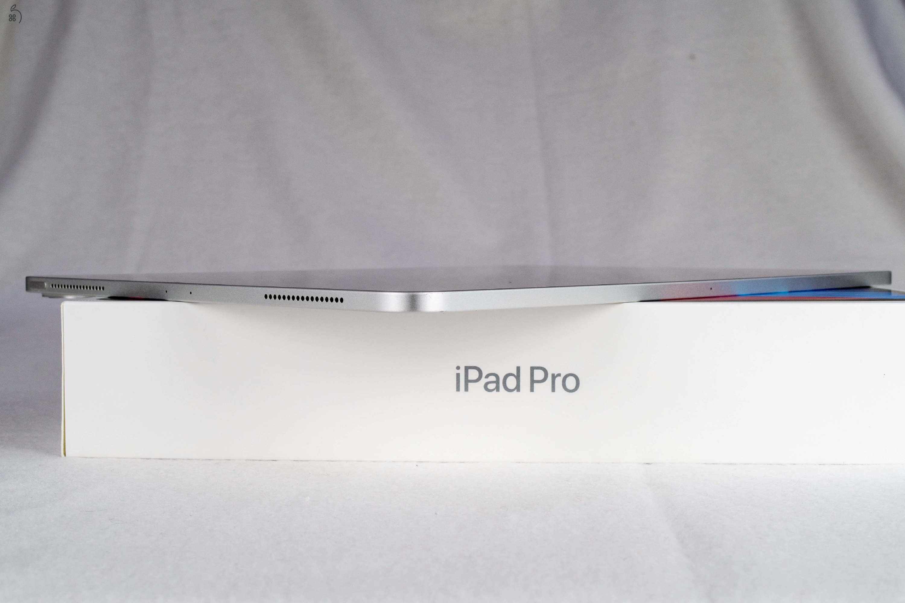 iPad Pro 12.9 (4. gen /2020) 256GB Wi-Fi Dobozos