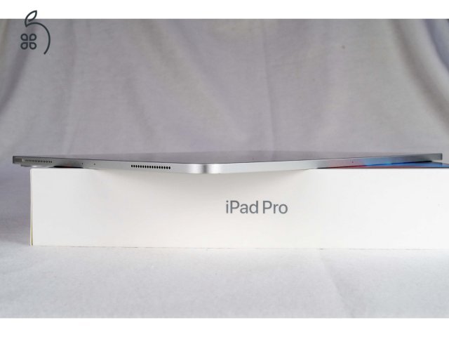 iPad Pro 12.9 (4. gen /2020) 256GB Wi-Fi Dobozos